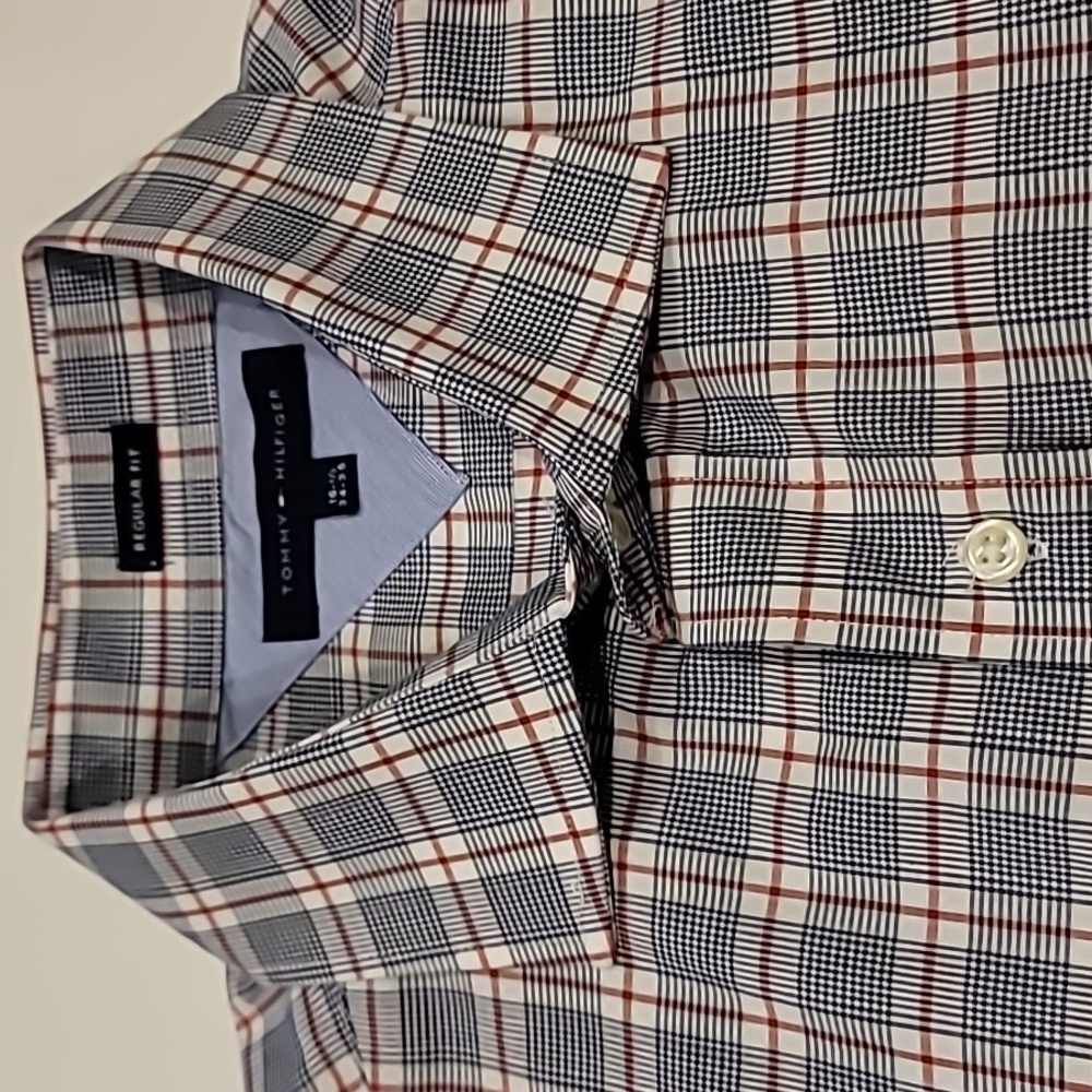 Tommy Hilfiger Plaid Wide Collar Regular Fit Sport Shirt Red Black 16.5 34/35 - Picture 5 of 10